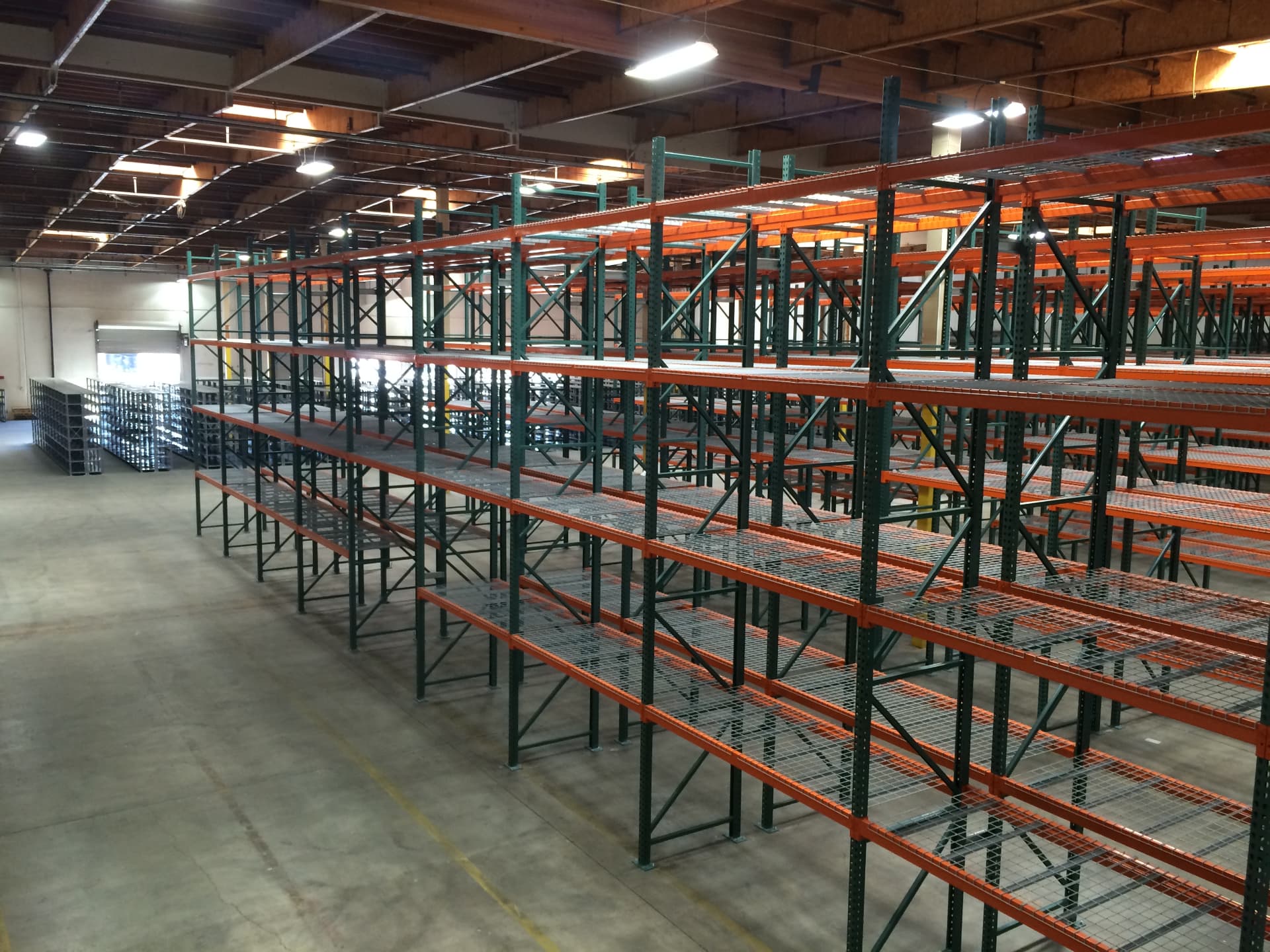Pallet rack and warehouse racking installation by Memphis Pallet Rack